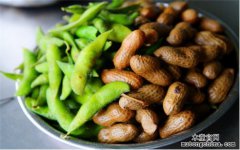 燒烤攤的水煮花生竟甲醛超標，你還敢吃嗎！